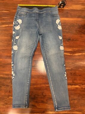 Coco + Carmen Blue Embroidered Skinny stretch jeans